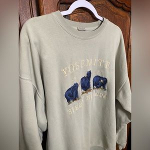 Brandy Melville Yosemite Sweatshirt